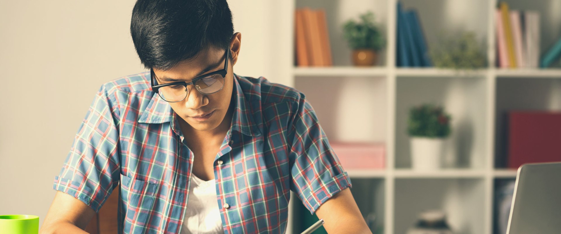 Tips for Writing a Winning College-Specific Personal Statement