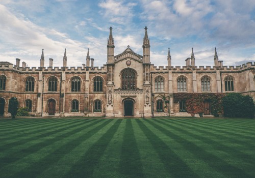 The Ultimate Guide to Choosing the Right College at Oxford or Cambridge